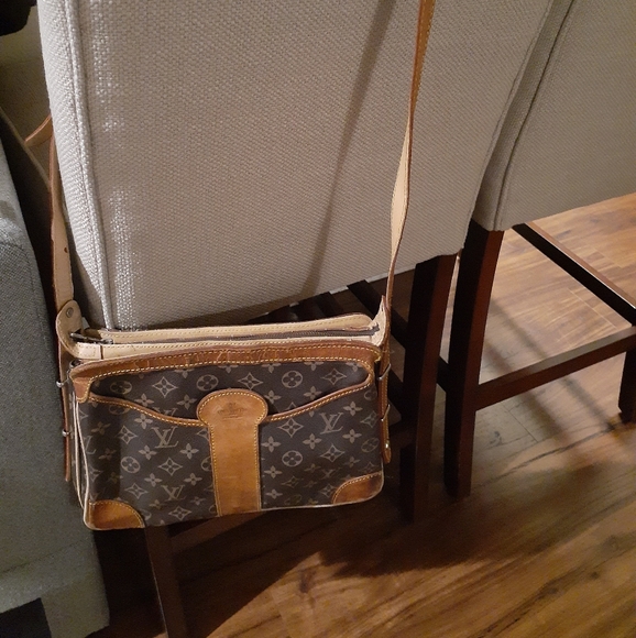 BEAUTIFUL LOUIS VUITTON VINTAGE HANDBAGS - Picture 5 of 8